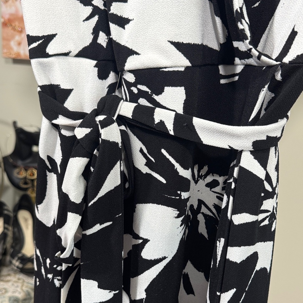 Nine West Black and White Floral Midi Faux Wrap Dress - Picture 5 of 8